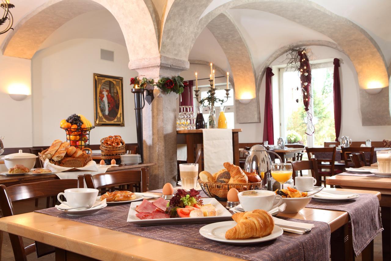 Gasthof Zur Post Riedenburg Ngoại thất bức ảnh